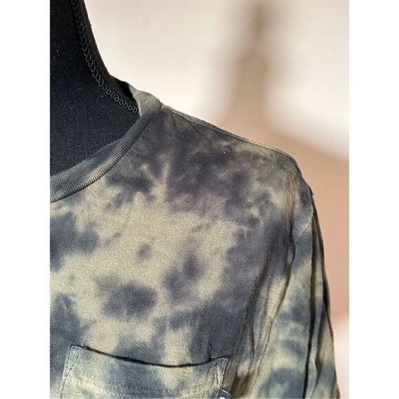 WXYZ MFG.Co Olive Green and Black Tie-Dye Skeleton Graphic Tee Size Small - Picture 3 of 6